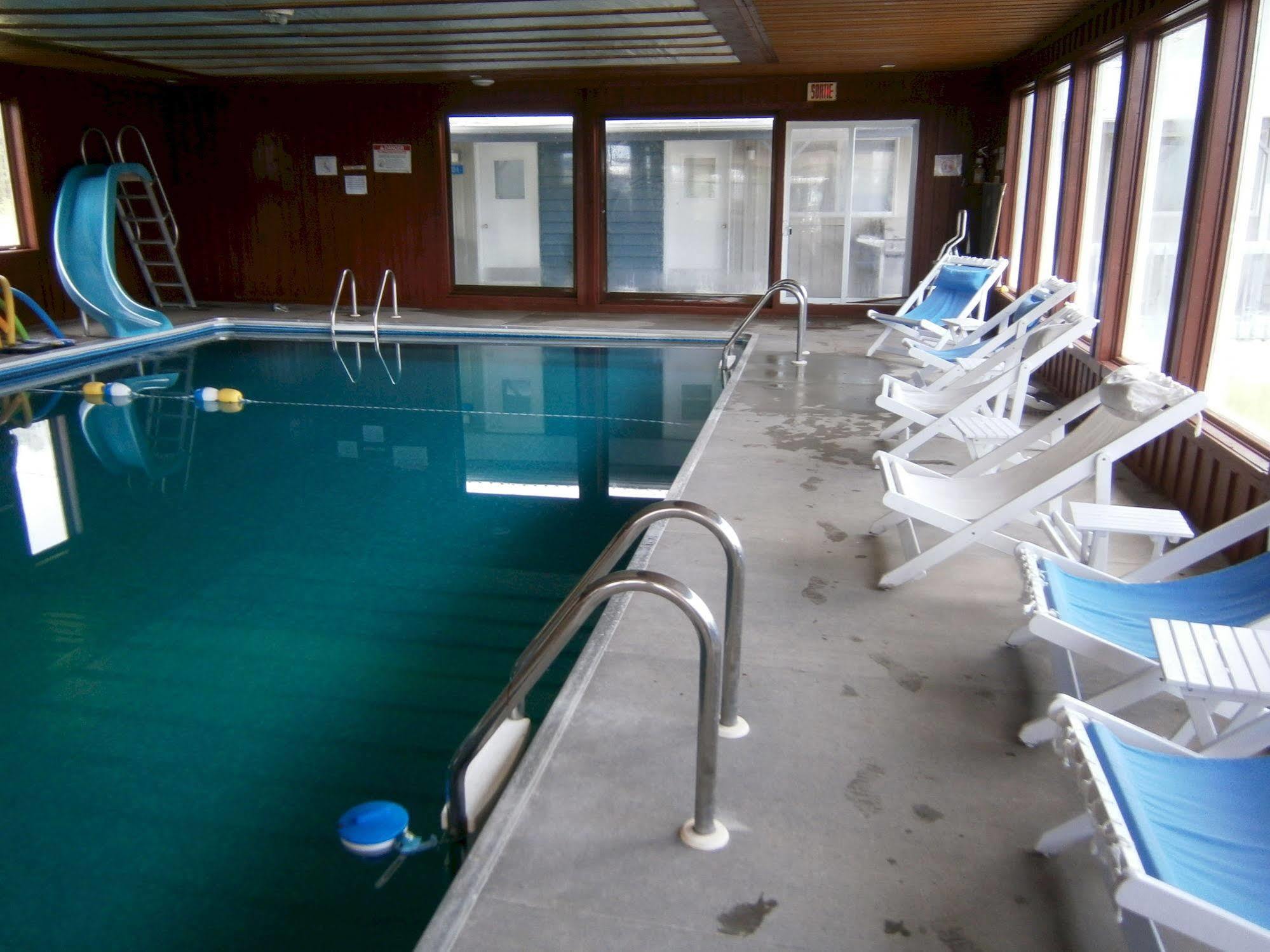 Motel De L'Anse Port-Daniel Ngoại thất bức ảnh
